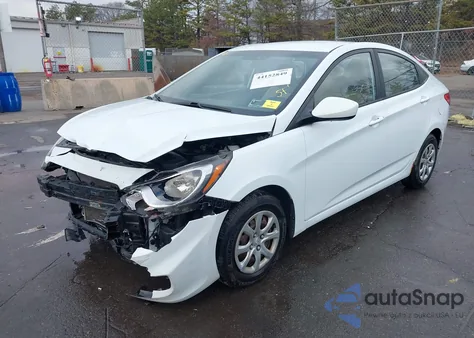 2013 Hyundai Accent Gls z USA, uszkodzony, nr VIN KMHCT4AE6DU585666